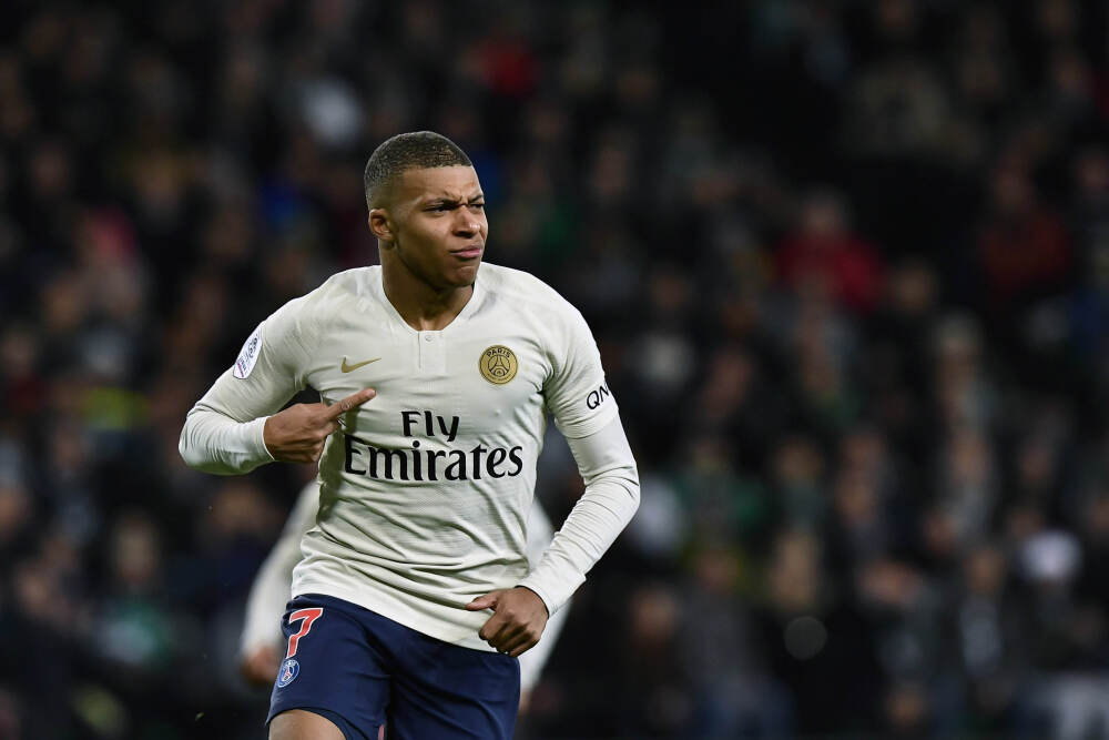 小卡,别装了!你比保罗更早看清“被交易”倒计时